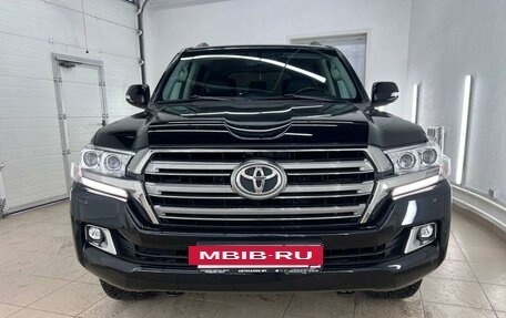 Toyota Land Cruiser 200, 2015 год, 5 980 000 рублей, 12 фотография