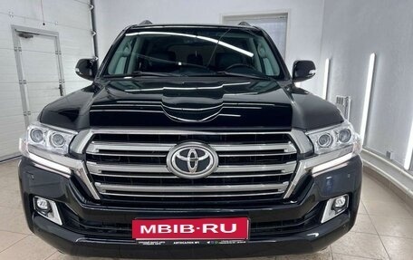 Toyota Land Cruiser 200, 2015 год, 5 980 000 рублей, 15 фотография