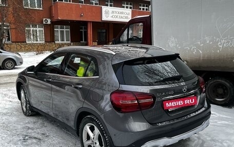 Mercedes-Benz GLA, 2019 год, 3 500 000 рублей, 2 фотография