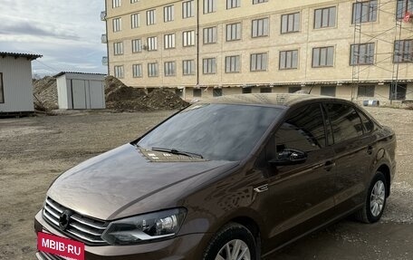 Volkswagen Polo VI (EU Market), 2016 год, 870 000 рублей, 2 фотография