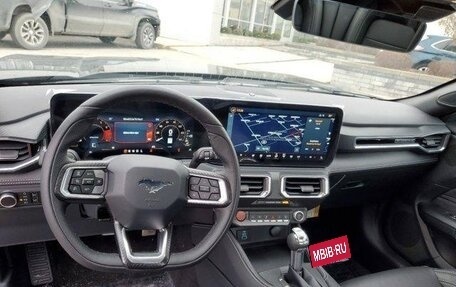 Ford Mustang, 2025 год, 7 100 000 рублей, 8 фотография