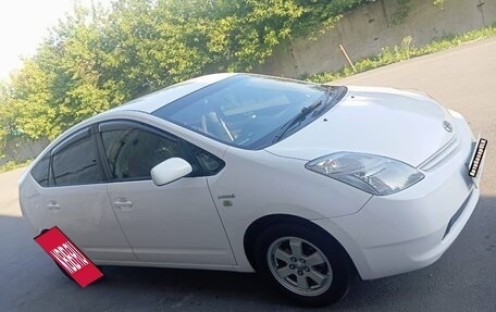 Toyota Prius, 2010 год, 750 000 рублей, 3 фотография