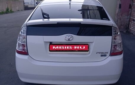 Toyota Prius, 2010 год, 750 000 рублей, 2 фотография