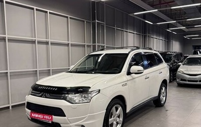 Mitsubishi Outlander III рестайлинг 3, 2013 год, 1 775 000 рублей, 1 фотография