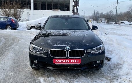 BMW 3 серия, 2014 год, 1 900 000 рублей, 10 фотография