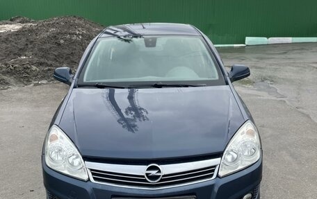 Opel Astra H, 2010 год, 700 000 рублей, 1 фотография