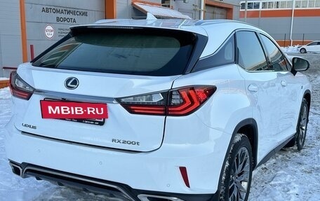 Lexus RX IV рестайлинг, 2016 год, 4 250 000 рублей, 9 фотография