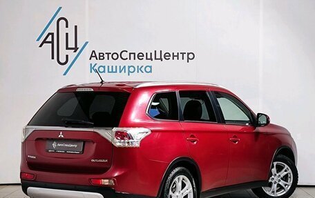 Mitsubishi Outlander III рестайлинг 3, 2014 год, 1 729 000 рублей, 2 фотография