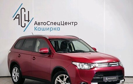 Mitsubishi Outlander III рестайлинг 3, 2014 год, 1 729 000 рублей, 3 фотография