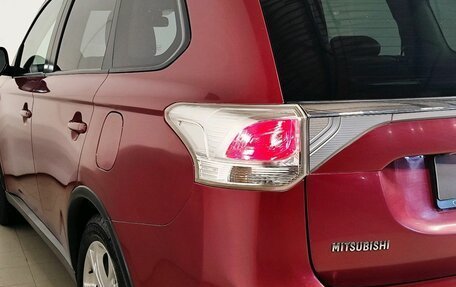 Mitsubishi Outlander III рестайлинг 3, 2014 год, 1 729 000 рублей, 7 фотография