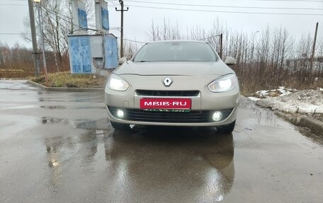 Renault Fluence I, 2013 год, 930 000 рублей, 3 фотография