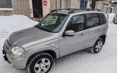 Chevrolet Niva I рестайлинг, 2012 год, 595 000 рублей, 4 фотография