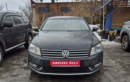 Volkswagen Passat B7, 2011 год, 1 100 000 рублей, 11 фотография