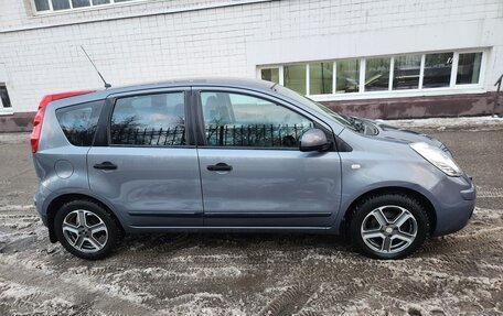 Nissan Note II рестайлинг, 2008 год, 650 000 рублей, 2 фотография