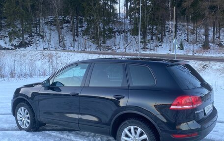 Volkswagen Touareg III, 2011 год, 2 300 000 рублей, 19 фотография