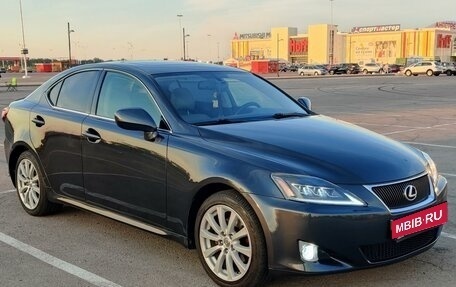 Lexus IS II рестайлинг 2, 2007 год, 900 000 рублей, 2 фотография