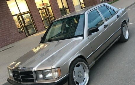 Mercedes-Benz 190 (W201), 1985 год, 490 000 рублей, 4 фотография