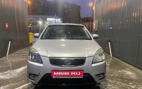 KIA Rio II, 2010 год, 680 000 рублей, 1 фотография