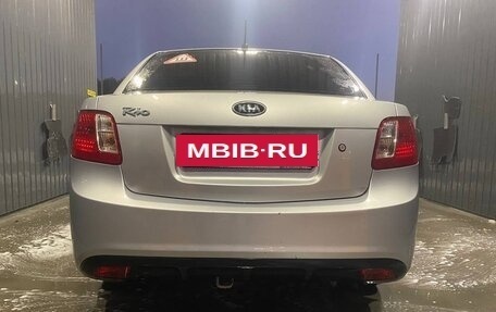 KIA Rio II, 2010 год, 680 000 рублей, 2 фотография