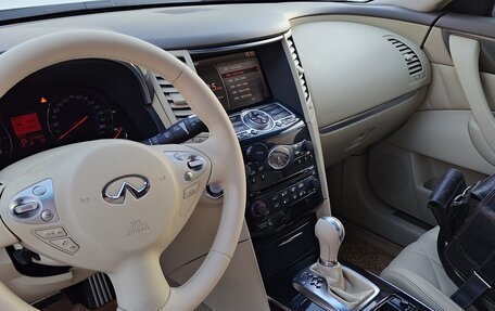 Infiniti FX II, 2008 год, 1 650 000 рублей, 8 фотография