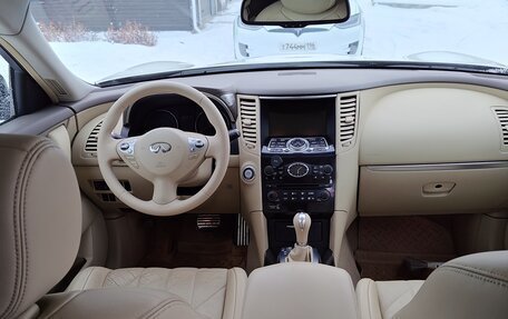 Infiniti FX II, 2008 год, 1 650 000 рублей, 16 фотография