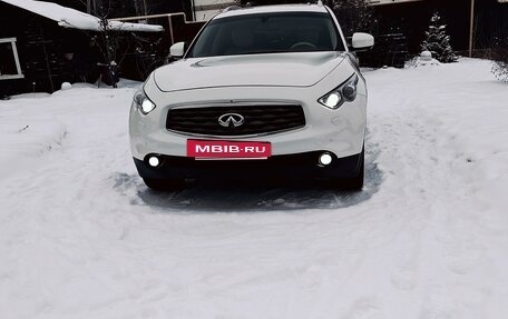 Infiniti FX II, 2008 год, 1 650 000 рублей, 23 фотография