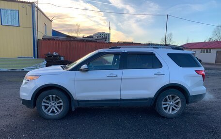 Ford Explorer VI, 2012 год, 800 000 рублей, 2 фотография