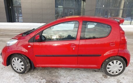 Peugeot 107 I рестайлинг, 2007 год, 490 000 рублей, 2 фотография