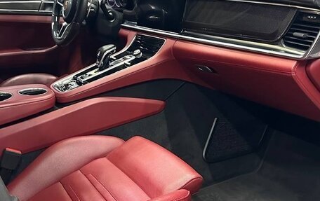 Porsche Panamera II рестайлинг, 2019 год, 9 400 000 рублей, 14 фотография