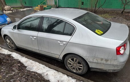 Volkswagen Passat B6, 2005 год, 550 000 рублей, 13 фотография