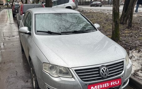 Volkswagen Passat B6, 2005 год, 550 000 рублей, 16 фотография