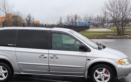 Chrysler Town & Country IV, 2001 год, 650 000 рублей, 3 фотография