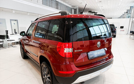 Skoda Yeti I рестайлинг, 2017 год, 1 825 000 рублей, 7 фотография