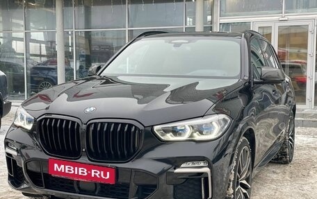 BMW X5, 2019 год, 6 850 000 рублей, 2 фотография