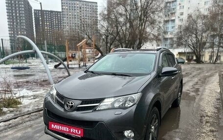 Toyota RAV4, 2014 год, 1 790 000 рублей, 11 фотография