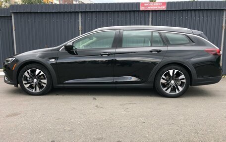 Buick Regal VI, 2019 год, 4 000 000 рублей, 2 фотография