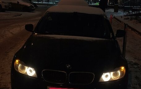 BMW 3 серия, 2010 год, 1 100 000 рублей, 2 фотография