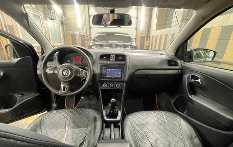 Volkswagen Polo VI (EU Market), 2011 год, 500 000 рублей, 8 фотография