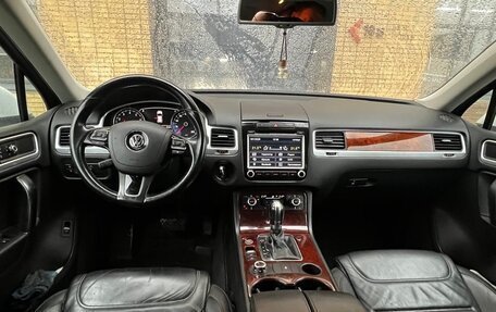 Volkswagen Touareg III, 2013 год, 2 300 000 рублей, 4 фотография