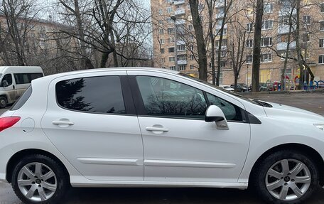 Peugeot 308 II, 2013 год, 900 000 рублей, 4 фотография