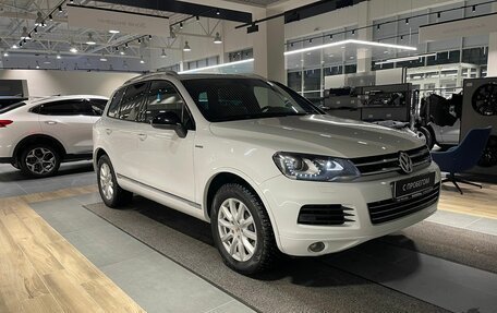 Volkswagen Touareg III, 2013 год, 2 199 000 рублей, 4 фотография