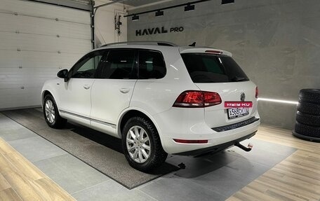 Volkswagen Touareg III, 2013 год, 2 199 000 рублей, 7 фотография