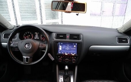 Volkswagen Jetta VI, 2013 год, 1 150 000 рублей, 12 фотография