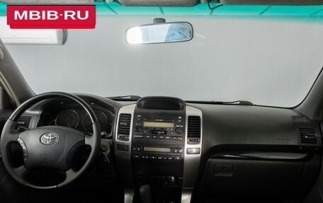 Toyota Land Cruiser Prado 120 рестайлинг, 2007 год, 2 000 000 рублей, 7 фотография