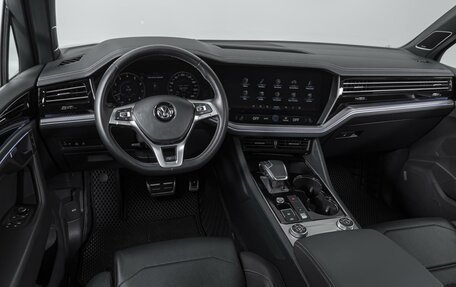 Volkswagen Touareg III, 2019 год, 6 879 000 рублей, 6 фотография