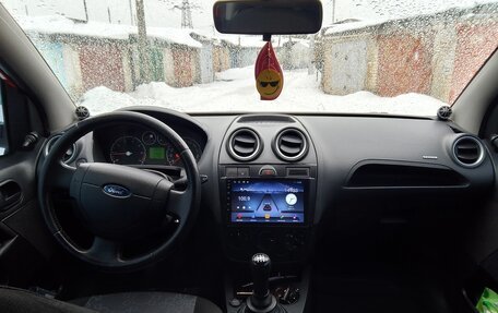 Ford Fiesta, 2007 год, 450 000 рублей, 4 фотография