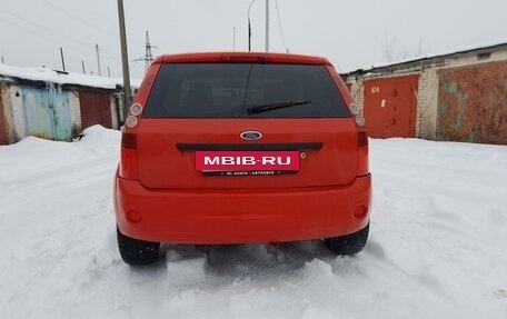 Ford Fiesta, 2007 год, 450 000 рублей, 3 фотография