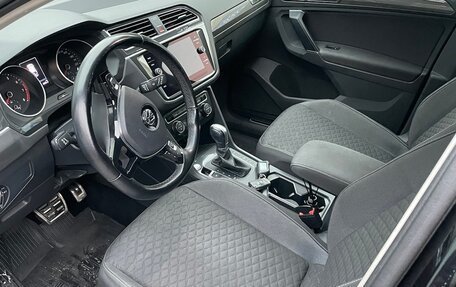 Volkswagen Tiguan II, 2018 год, 2 650 000 рублей, 5 фотография