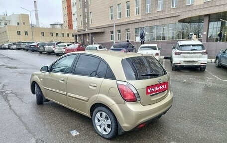 KIA Rio II, 2010 год, 745 000 рублей, 10 фотография