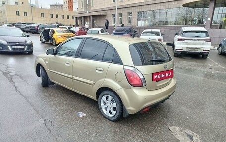 KIA Rio II, 2010 год, 745 000 рублей, 24 фотография